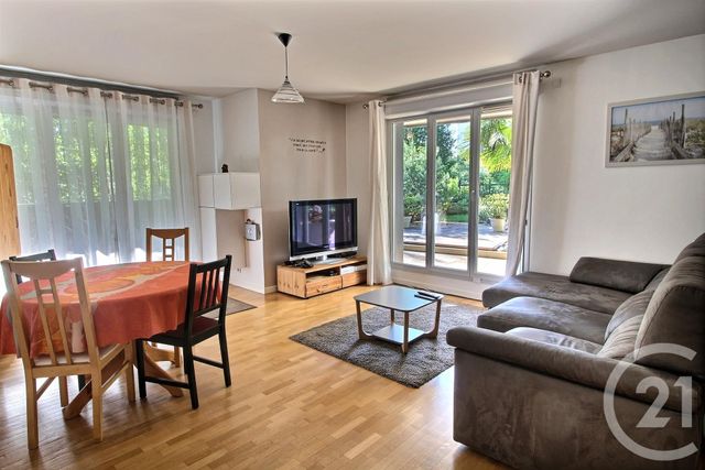 Appartement F4 à louer - 4 pièces - 84,61 m2 - Massy - 91 - ILE-DE-FRANCE